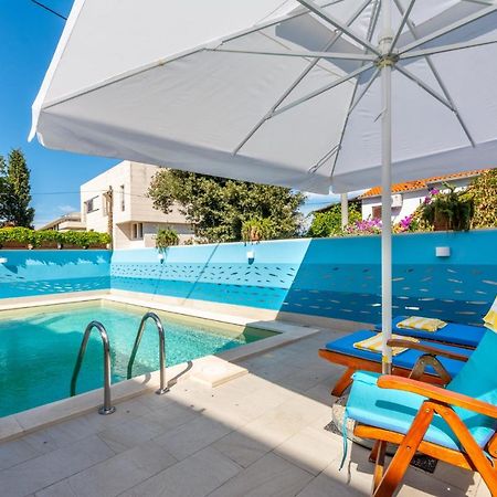 Apartments Villa Camellia - Adults Only Supetar Εξωτερικό φωτογραφία