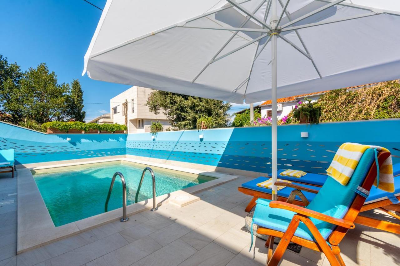 Apartments Villa Camellia - Adults Only Supetar Εξωτερικό φωτογραφία